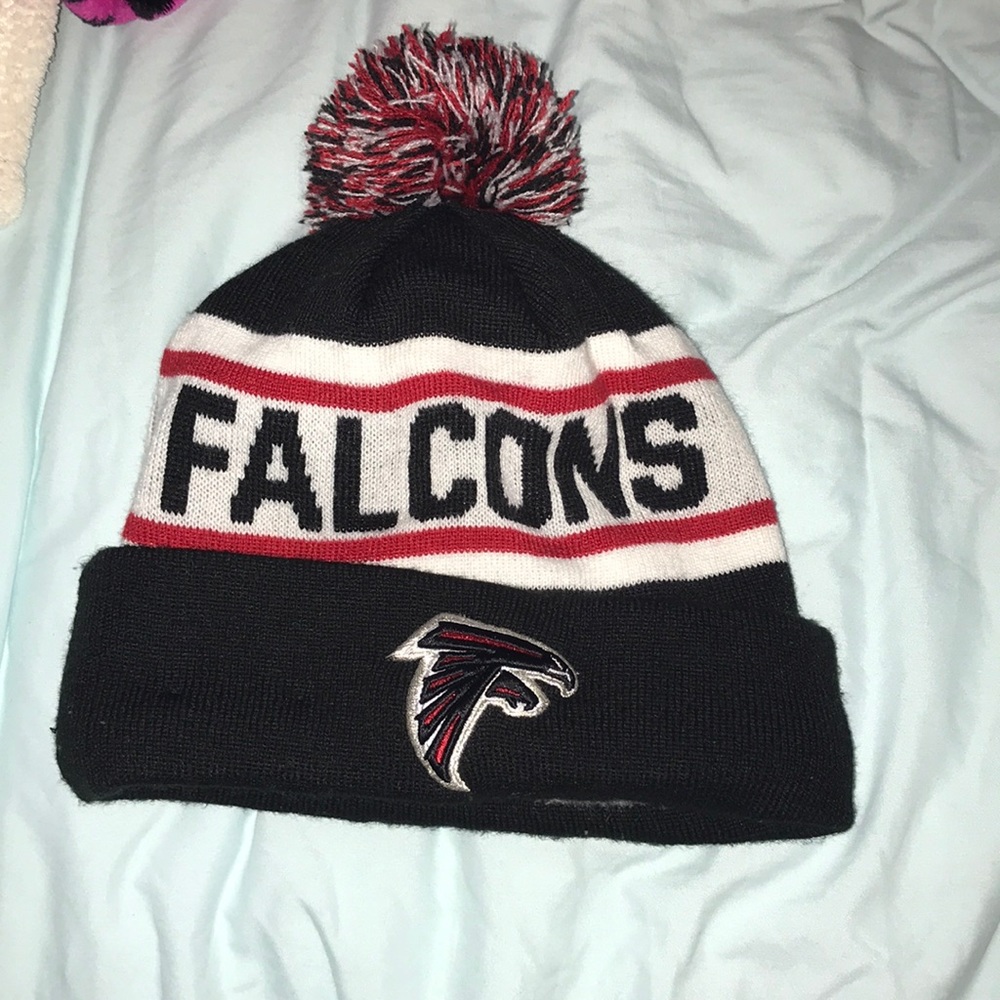 Falcons Beanie - Picture 1 of 2